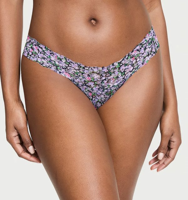 Tanga Floreada de Encaje